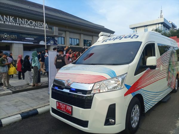 WhatsApp Image 2025-03-06 at 13.43.01c