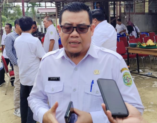 DPMPD Kukar Fasilitasi Laptop dan Printer Ketua RT