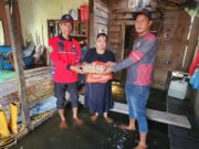 Warga Segihan Terdampak Banjir Terima Bantuan