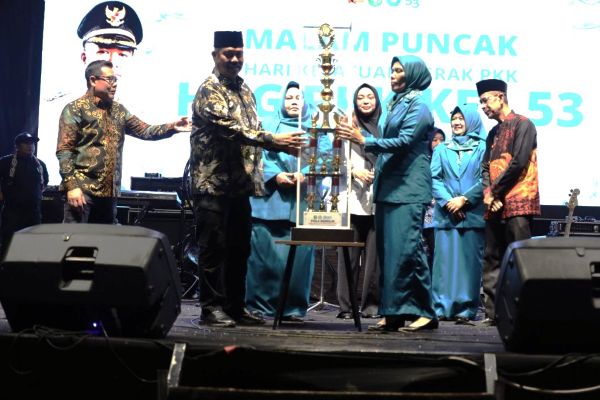 IMG_9758_copy_1024x683d