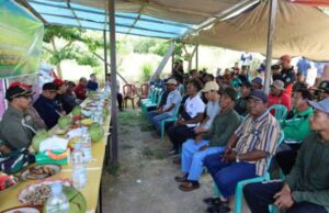 Bupati Kukar Serahkan Alat Mesin Pertanian di Desa Jonggon Baru dan Margahayu