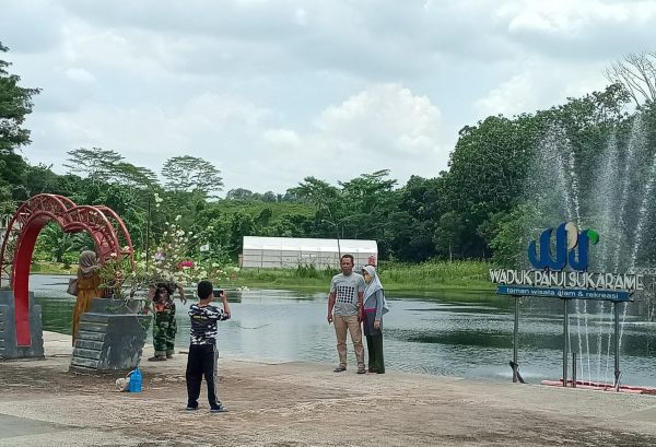 WhatsApp Image 2025-11-09 at 12.01.55s