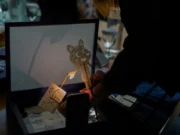 Menjaga Identitas Bangsa Lewat Aniwayang