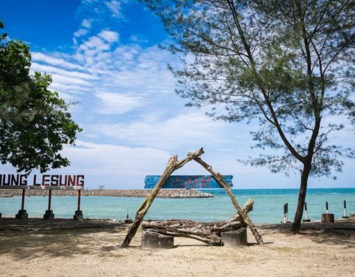 Eksplorasi Banten, Itinerary 2 Hari 1 Malam yang Aman dan Berkesan